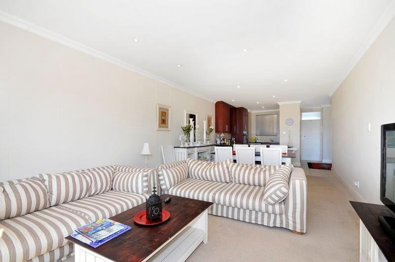 To Let 2 Bedroom Property for Rent in Humewood Eastern Cape